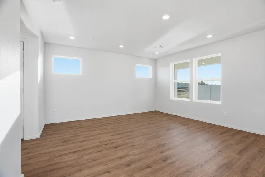 10179 W Sorenstam Rd, Cheney, WA 99004 - #3