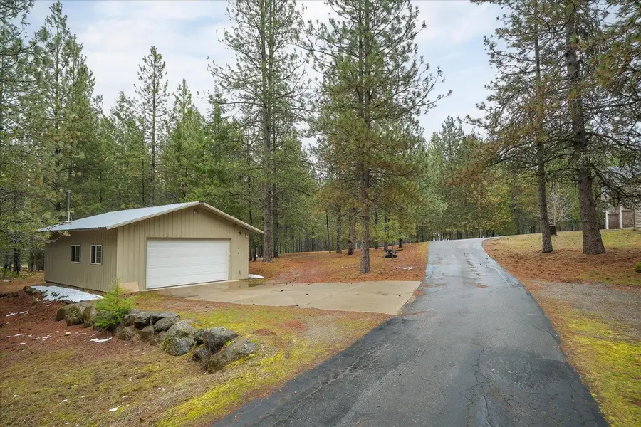 23216 E Morris Rd, Newman Lake, WA 99025 - #2