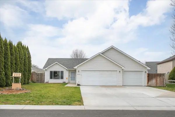 7818 S Strawberry St, Cheney, WA 99004