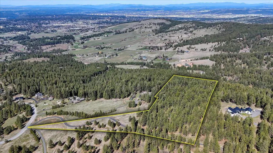 6707 E Sagewood Ln, Spokane, WA 99223 - #2