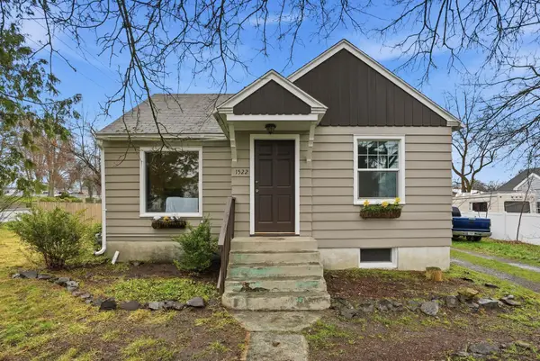1522 N Locust Rd, Spokane, WA 99206