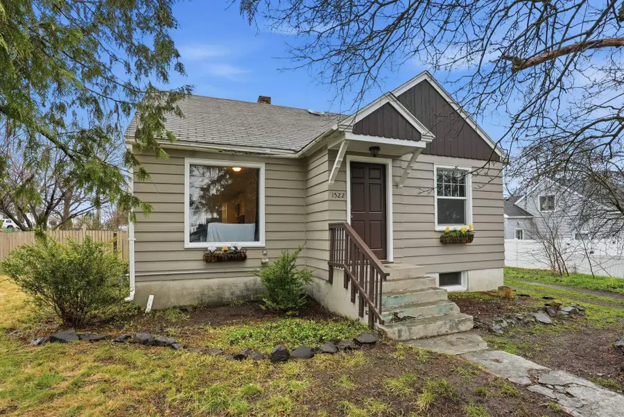 1522 N Locust Rd, Spokane, WA 99206 - #2