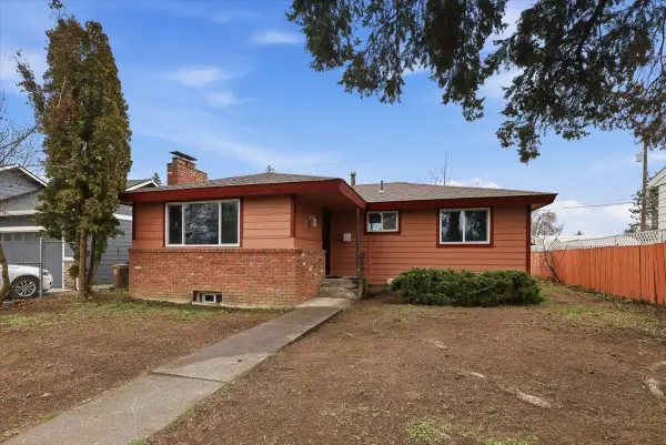 5616 N Lincoln St, Spokane, WA 99205