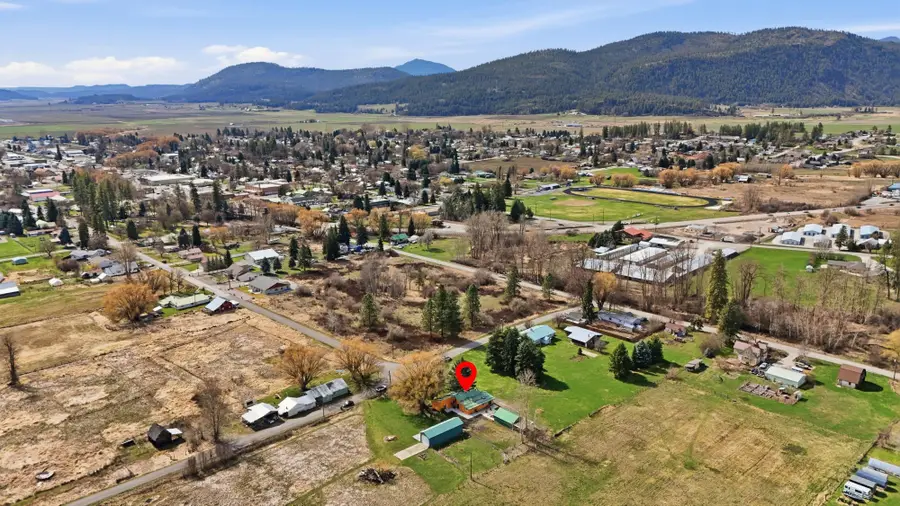 2239 Spence Rd, Chewelah, WA 99109 - #2