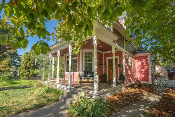 1104 W Maxwell Ave, Spokane, WA 99201