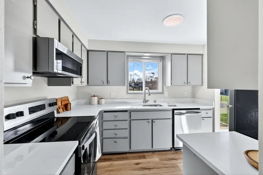 5204 N Chase Rd, Newman Lake, WA 99025 - #3