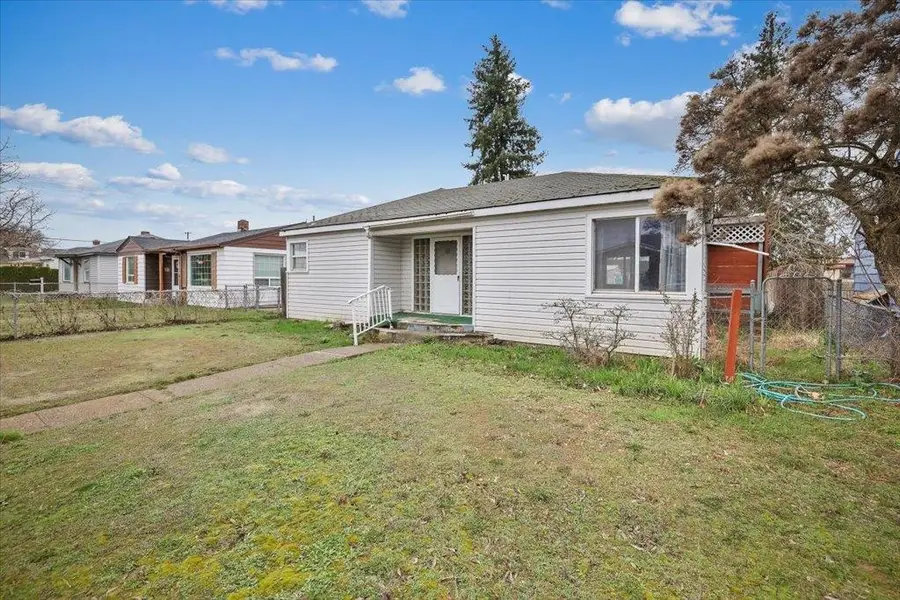 42 E Everett Ave, Spokane, WA 99207 - #3