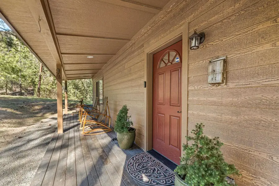 31297 E Dodd Creek Ln, Davenport, WA 99122 - #2