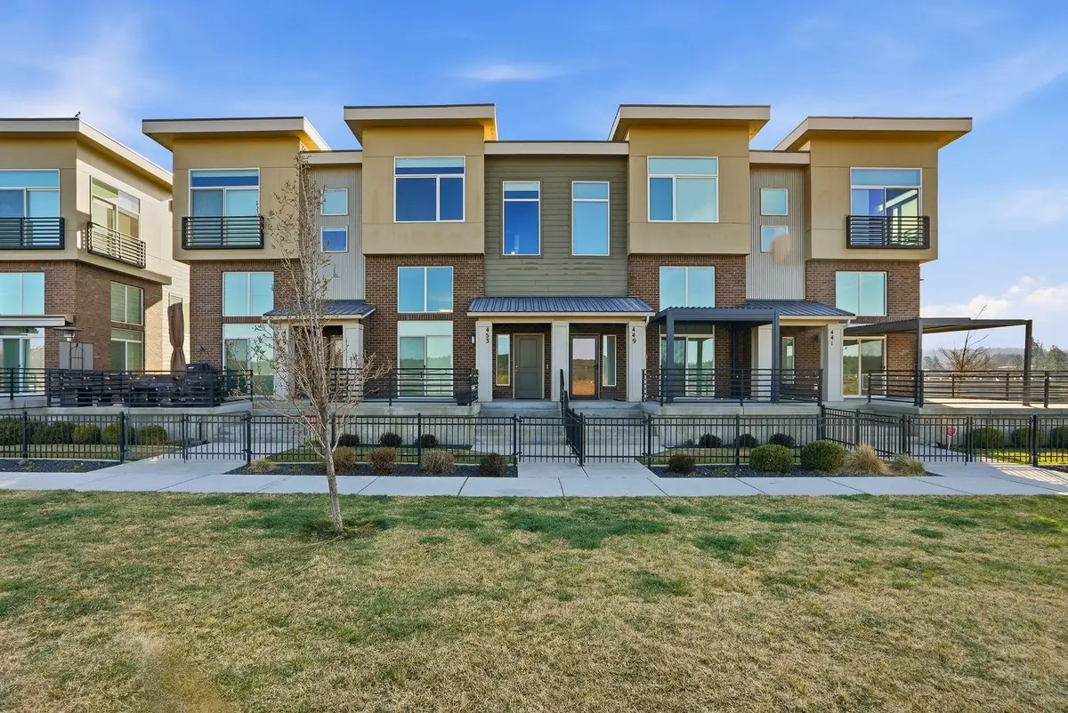 453 N Cochran Pl, Spokane, WA 99201 - #1