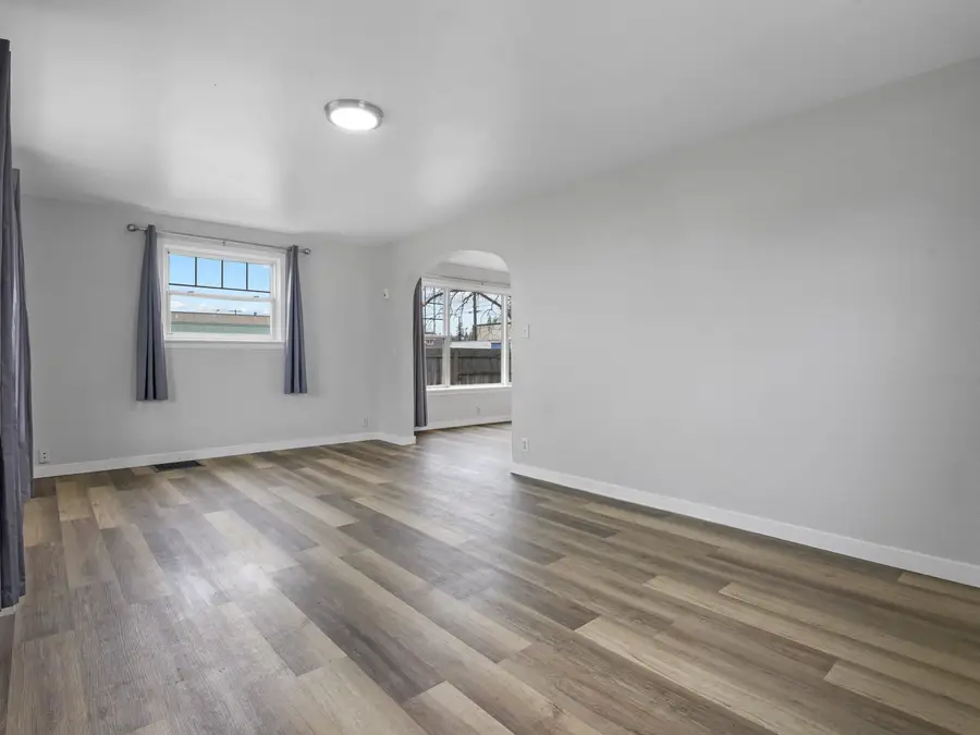 914 W Fairview Ave, Spokane, WA 99205 - #3