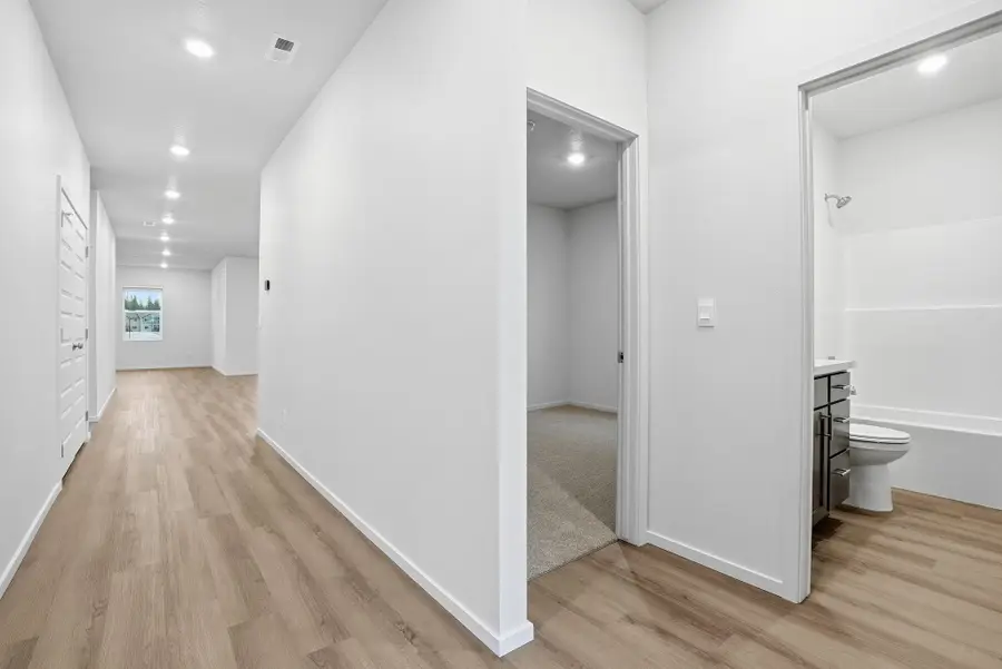 3671 S Mccabe Ln, Spokane, WA 99206 - #3