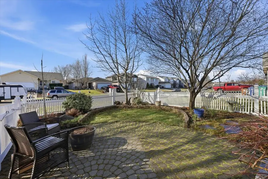 3211 E 43rd Ave, Spokane, WA 99223 - #3