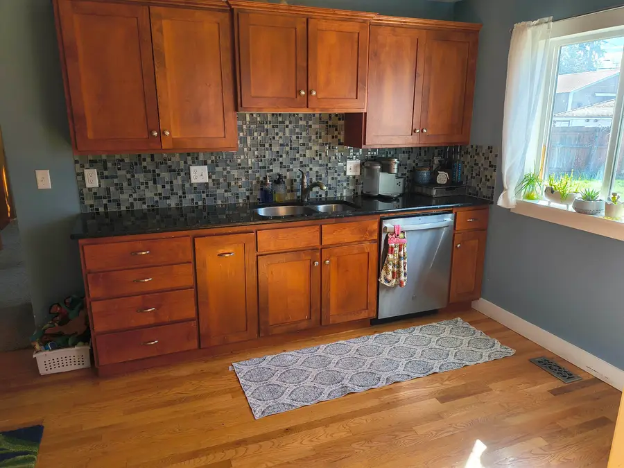 1026 E Crown Ave, Spokane, WA 99207 - #3