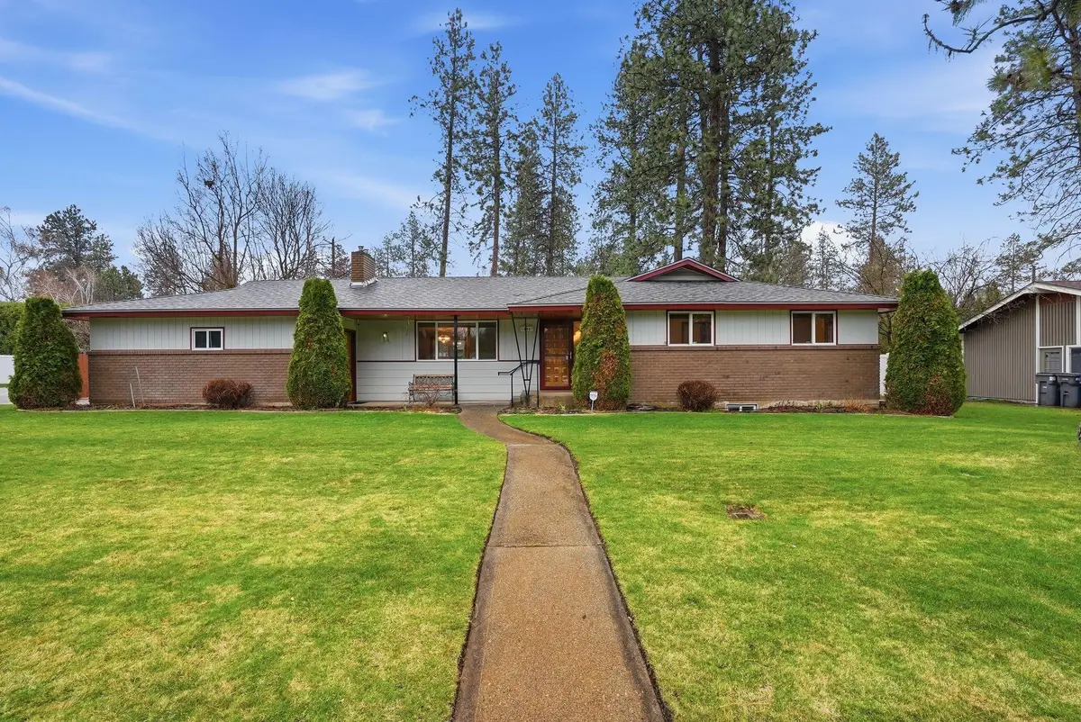10907 E 24th Ave, Spokane Valley, WA 99206 - #1
