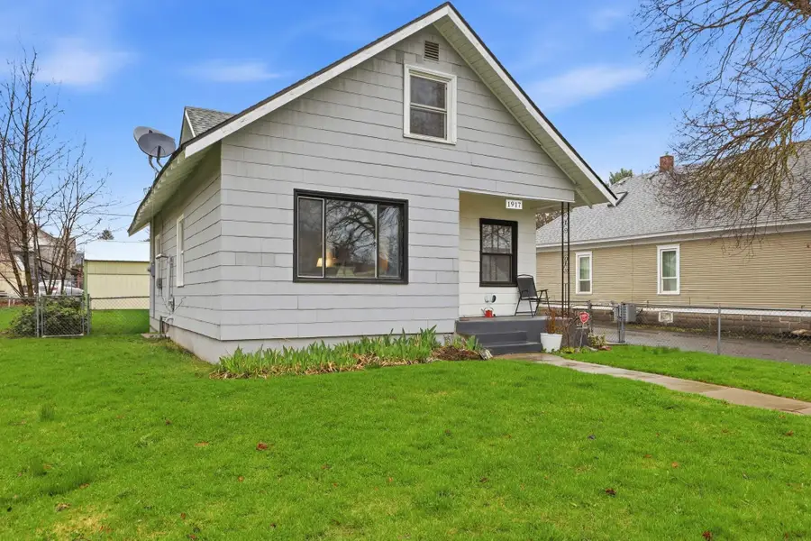 1917 E Liberty Ave, Spokane, WA 99207 - #3