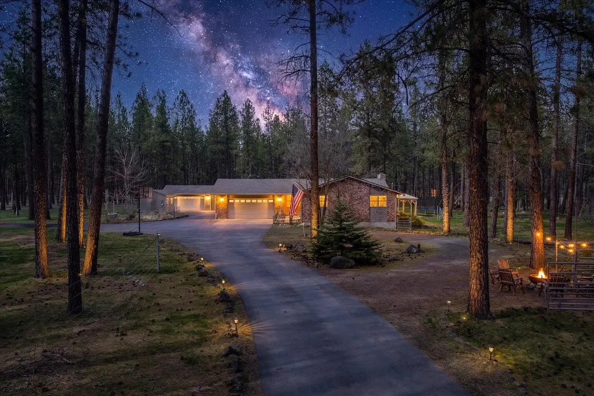 7114 W Melville Rd, Cheney, WA 99004 - #1