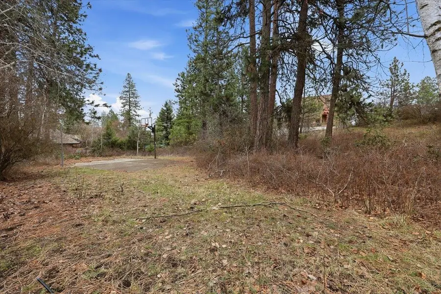 1835 E Pinecrest Rd, Spokane, WA 99203 - #3