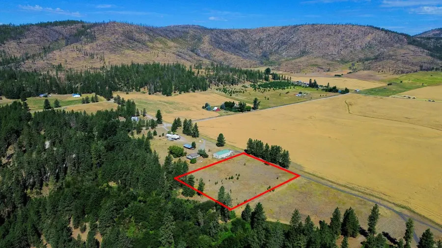 5677 Riverview Ln, Deer Park, WA 99006 - #3