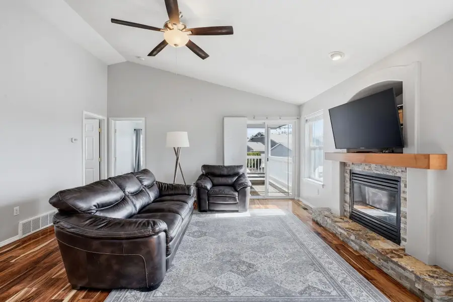 5031 W Pacific Park Dr, Spokane, WA 99208 - #3