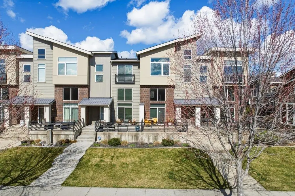 2220 W Summit Pkwy, Spokane, WA 99201 - #1