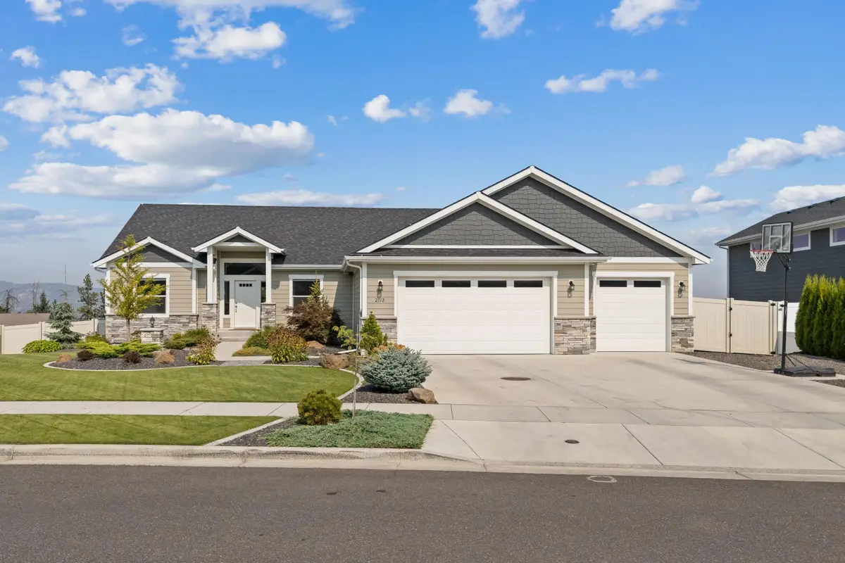 2712 W Howesdale Rd, Spokane, WA 99208 - #1