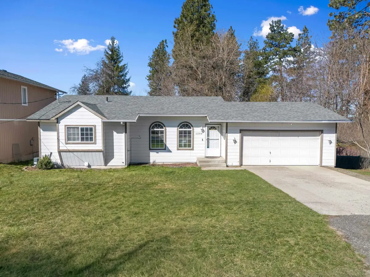 1208 S Havana St, Spokane, WA 99202 - #1