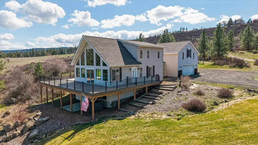 17619 N South Bank Rd, Nine Mile Falls, WA 99026 - #2