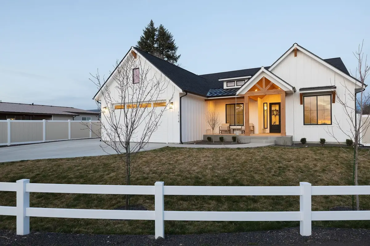 3616 S Glenn Ln, Spokane Valley, WA 99206 - #1