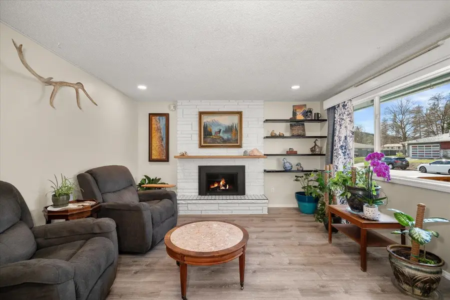 825 S Edgerton Rd, Spokane, WA 99212 - #3