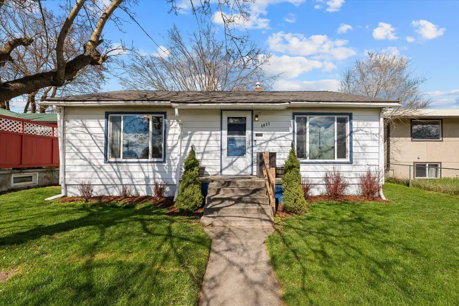 1611 E Bridgeport Ave, Spokane, WA 99207 - #3