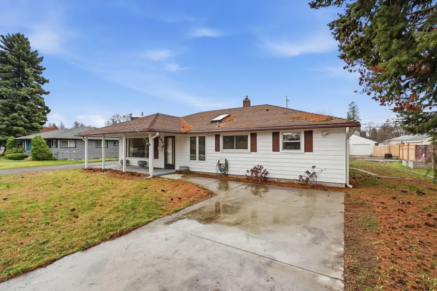 554 E North Ave, Spokane, WA 99207 - #3
