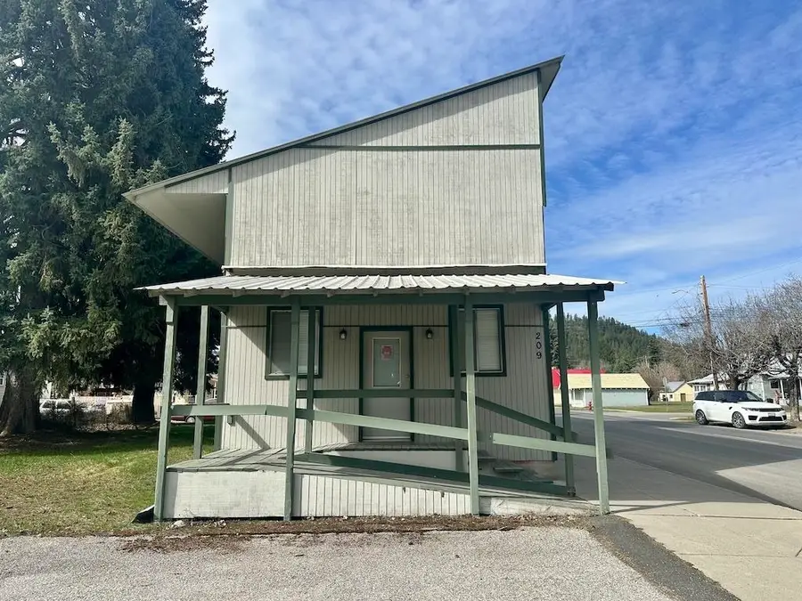 209 Houghton St, Ione, WA 99139 - #2