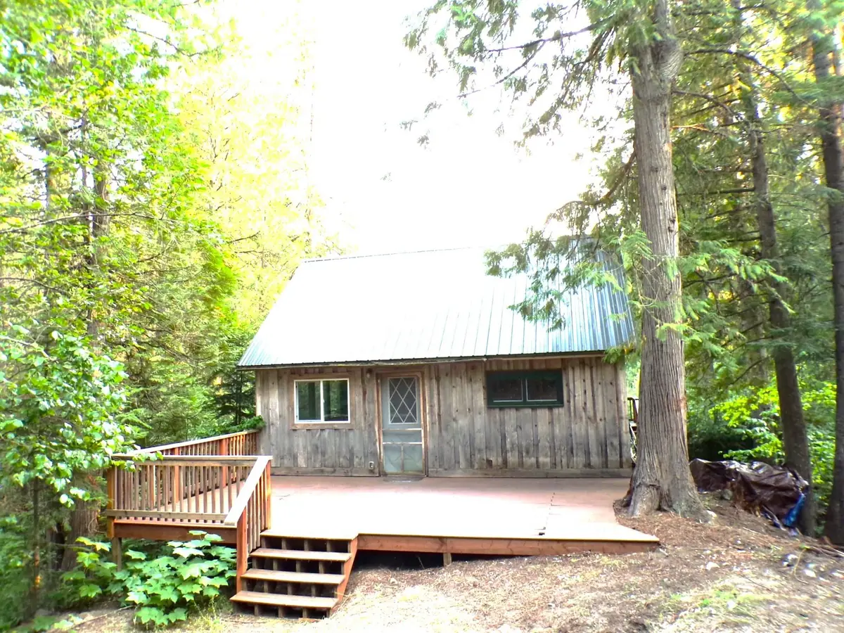 3121 Fifteen Mile Creek Rd. Rd, Kettle Falls, WA 99141 - #1