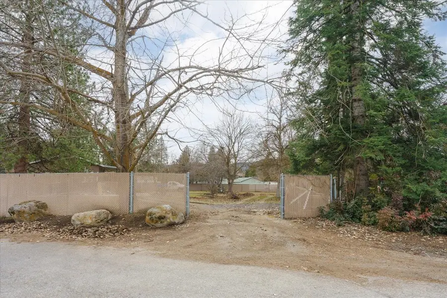 10626 E 27th Ave, Spokane Valley, WA 99206 - #2