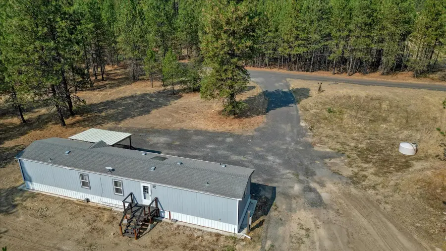 27904 N Hardesty Rd, Chattaroy, WA 99003 - #3