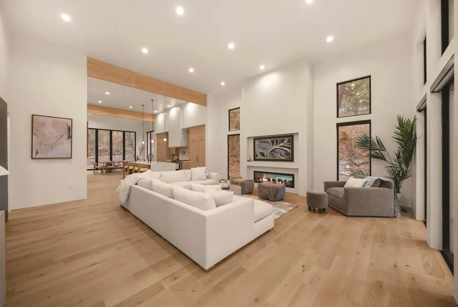 1518 E 20th Ave, Spokane, WA 99203 - #3