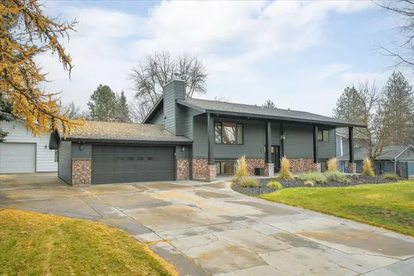 513 E Silver Pines Ct, Colbert, WA 99005