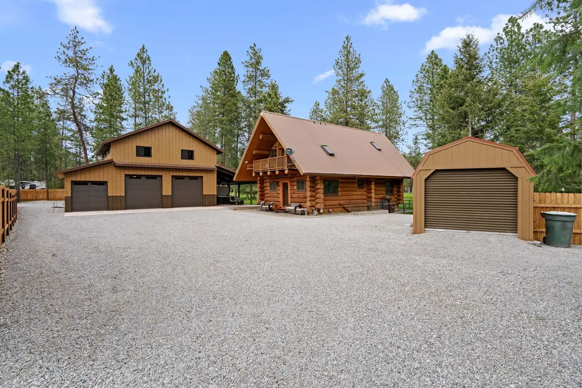 133 W Trappers Loop Rd, Chewelah, WA 99109 - #1