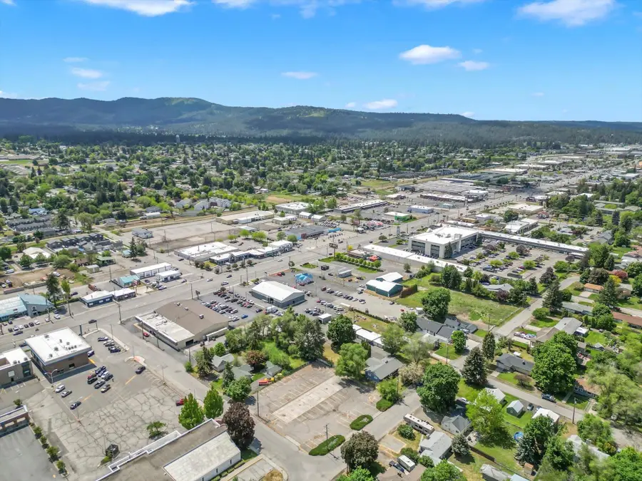 109 & 111 Perrine Rd, Spokane, WA 99206 - #3