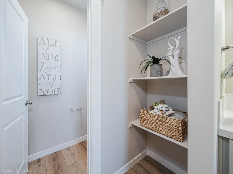 413 N Viewmont Ct, Greenacres, WA 99016 - #2