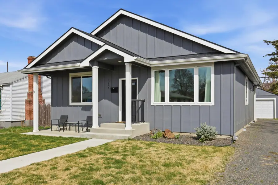 1227 E Walton Ave, Spokane, WA 99207 - #2