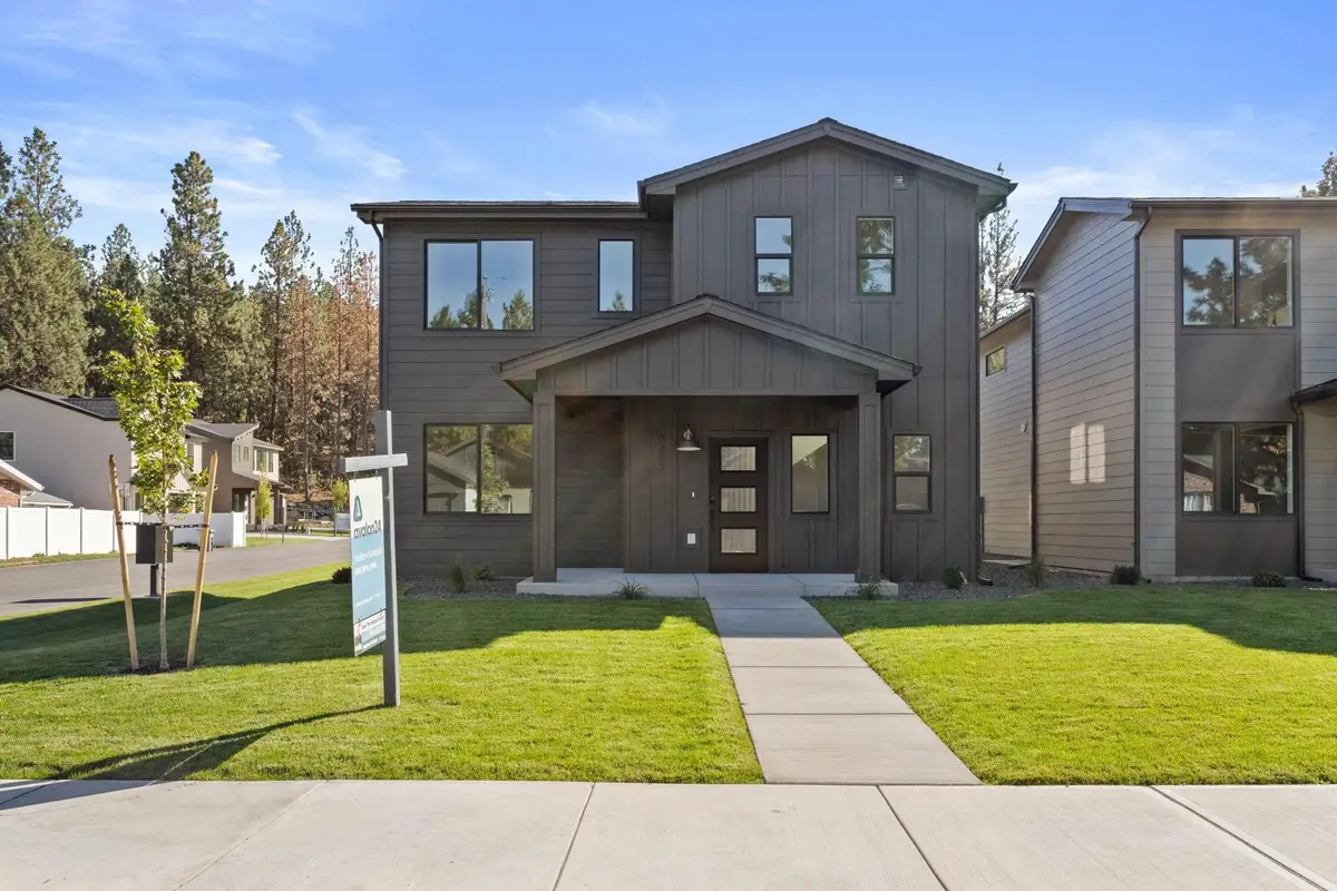 6213 E 13th Ln, Spokane Valley, WA 99212 - #1