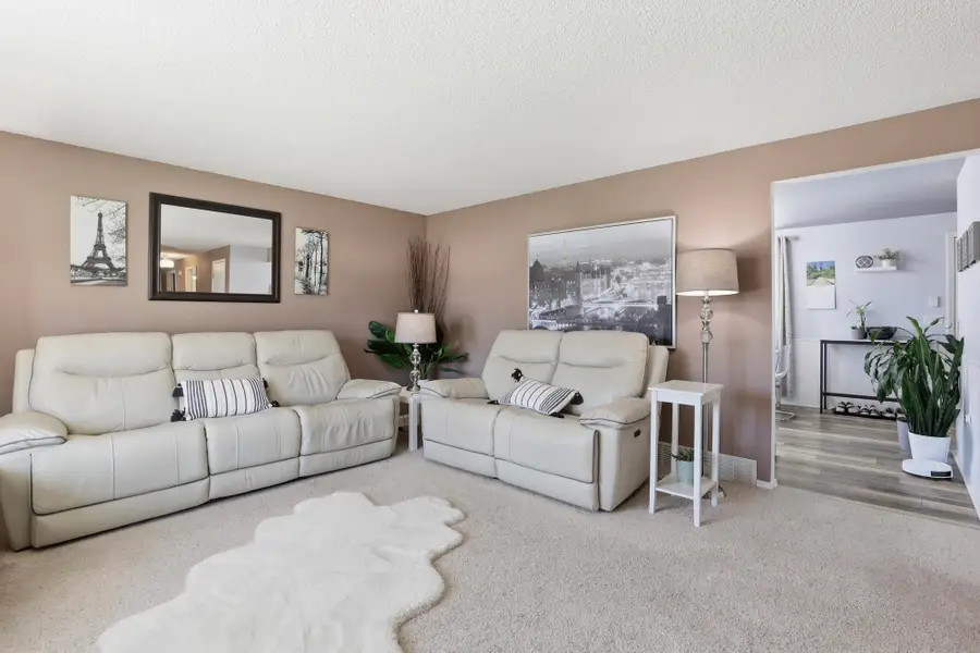 613 N Main St, Deer Park, WA 99006 - #3