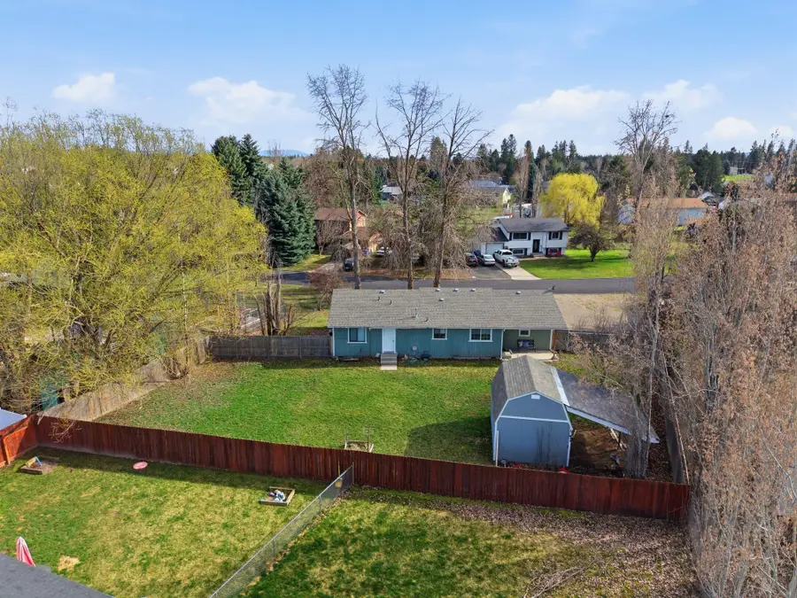 1321 E 4th Ave, Deer Park, WA 99006 - #2