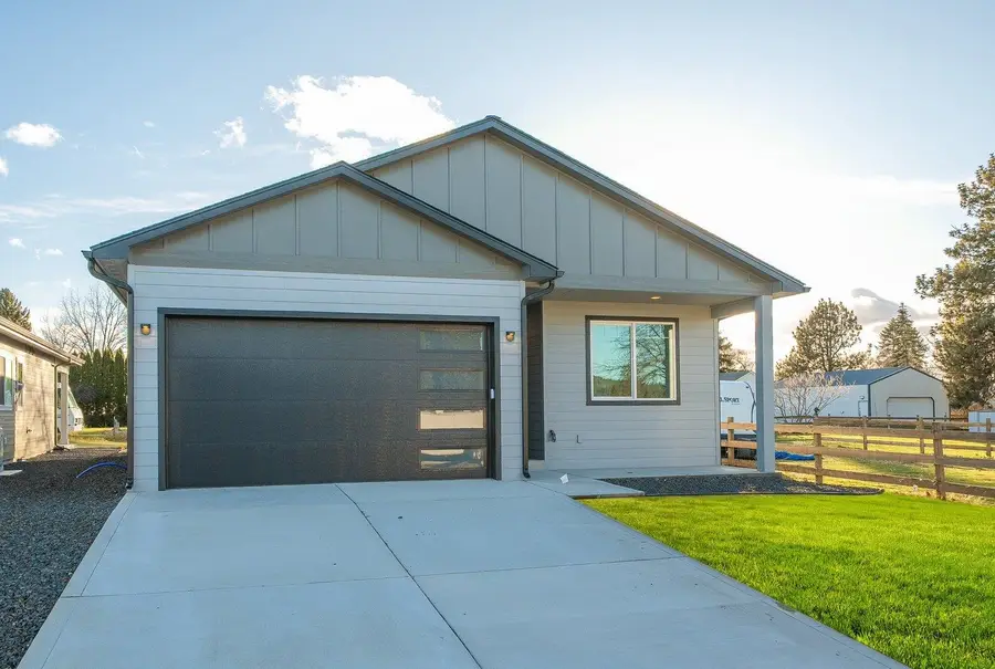 18616 E Riverway Ave, Spokane Valley, WA 99016 - #2