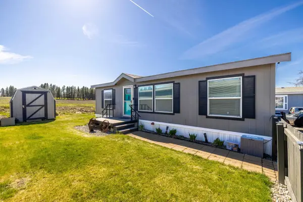 3424 E Garrison Ln, Mead, WA 99021