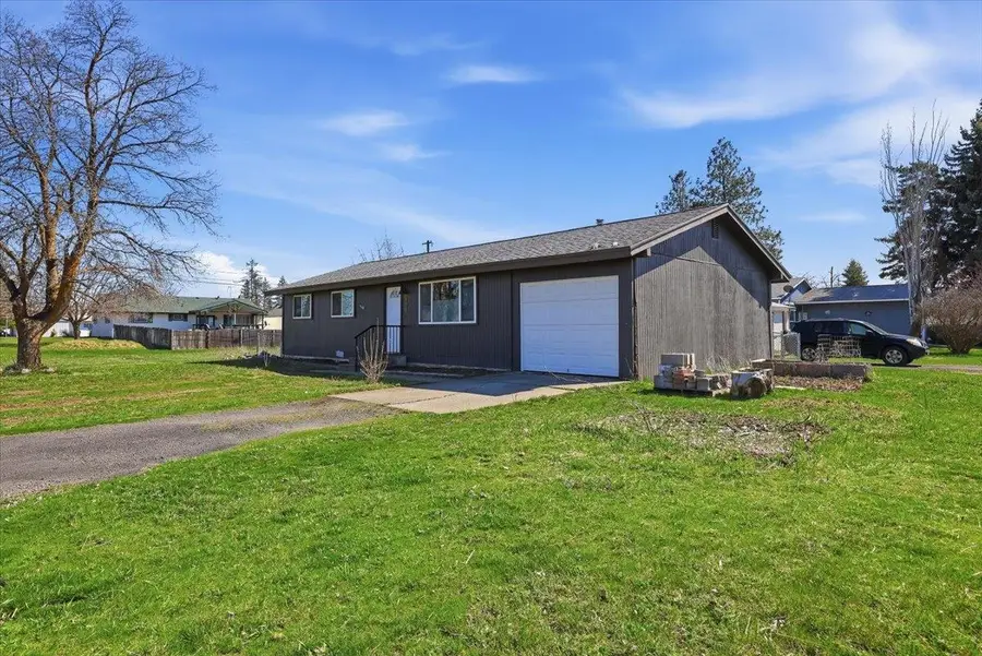 600 E Herb St, Medical Lake, WA 99022 - #2