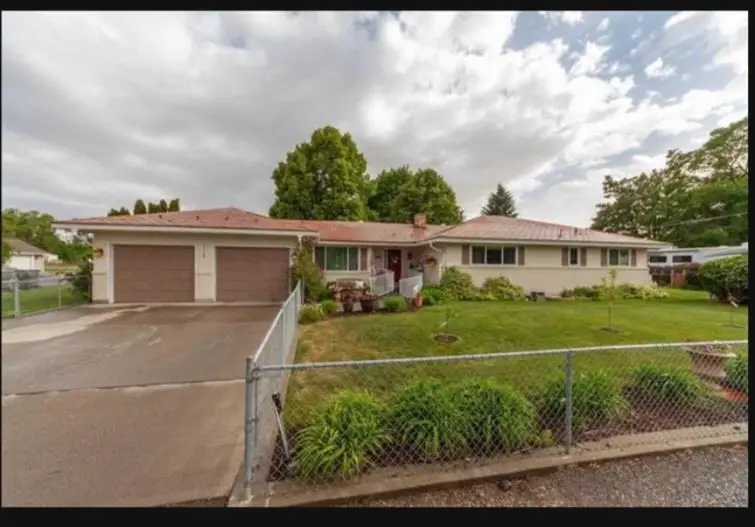 7918 E Glass Ave, Spokane Valley, WA 99212 - #1