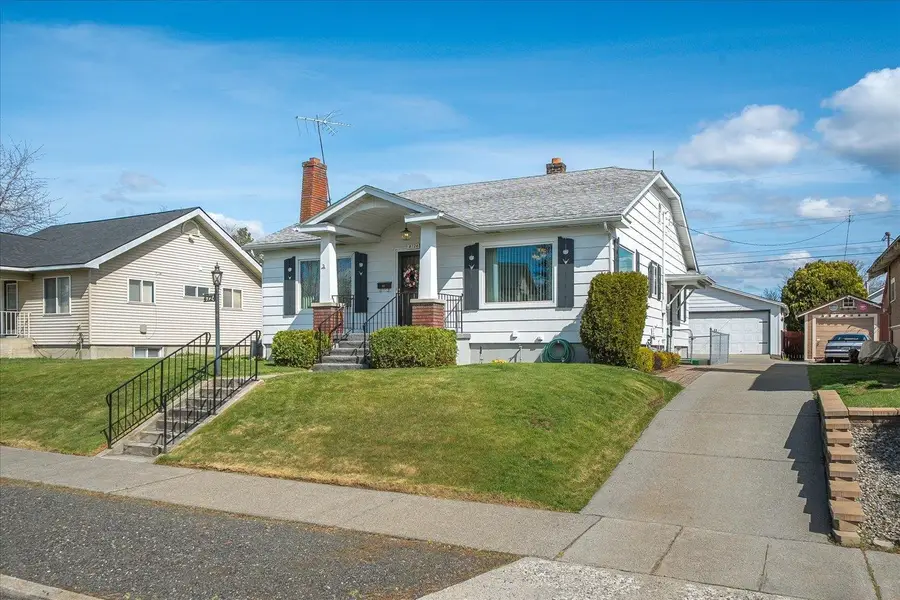 4724 N Post St, Spokane, WA 99205 - #2