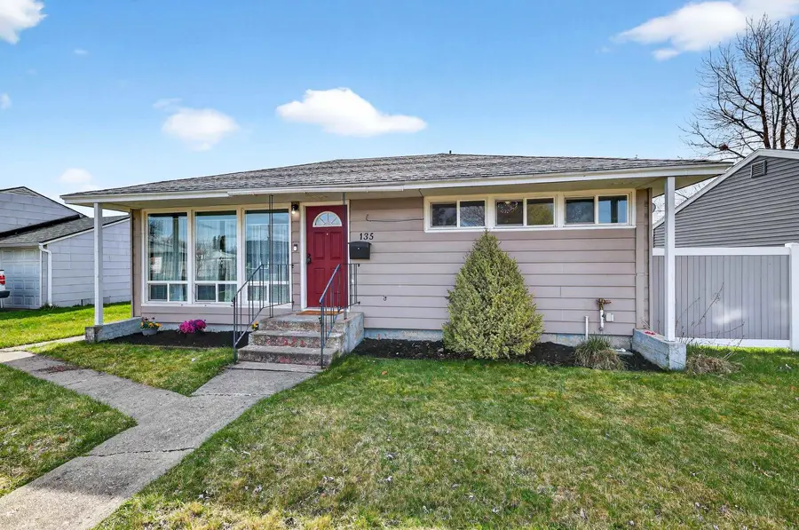 135 W Amherst Ct, Spokane, WA 99205 - #2